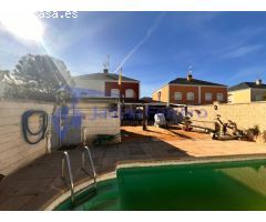 Chalet pareado en Ugena en los Llanos de Griñon