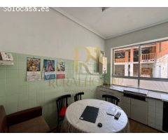 ACEBES DEL PÁRAMO: Casa con gran patio interior.
