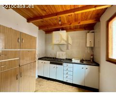 ACEBES DEL PÁRAMO: Casa con gran patio interior.