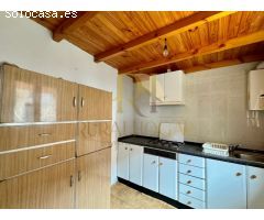 ACEBES DEL PÁRAMO: Casa con gran patio interior.