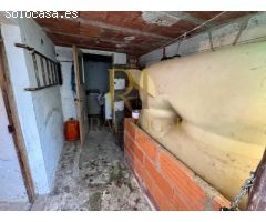 BOÑAR: Gran casa de planta baja con jardín!!