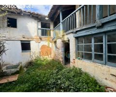 Gran Caserón con patio y estancias varias