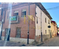 MANSILLA DE LAS MULAS: Gran casa en el centro de Mansilla!!
