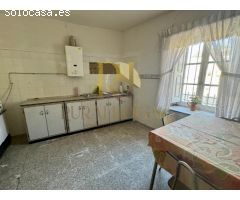 MANSILLA DE LAS MULAS: Gran casa en el centro de Mansilla!!