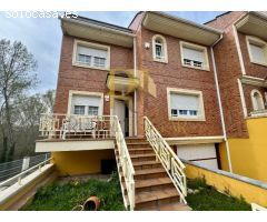 Chalet adosado en urbanización la Legua: Carbajal de la Legua
