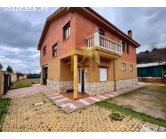 IMPRESIONANTE CASA INDEPENDIENTE EN RIBASECA