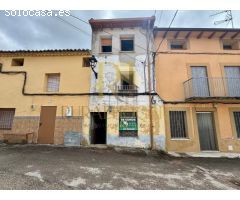 MAZARETE: Casa con el tejado completamente Nuevo!!
