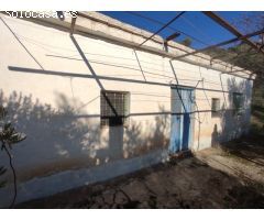 Cortijo en Árchez