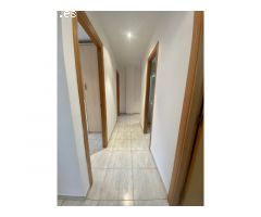Piso céntrico exterior y con piscina comunitaria