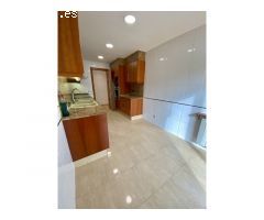 Fantástica casa pareada con gran terraza de 100 m2