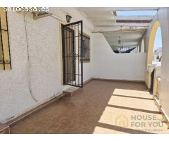 ¡Tu próxima inversión en Los Narejos! Vivienda con gran potencial a solo 15