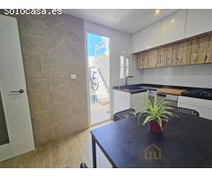 ¡Tu próxima inversión en Los Narejos! Vivienda con gran potencial a solo 15