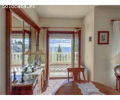 Villa contemporánea con impresionantes vistas al mar