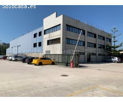 Nave Industrial con Oficinas, Parcela de 15.000 m2 - Única en Vigo
