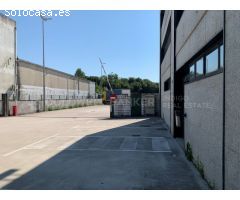 Nave Industrial con Oficinas, Parcela de 15.000 m2 - Única en Vigo
