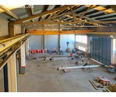 Nave Industrial con Oficinas, Parcela de 15.000 m2 - Única en Vigo