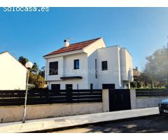 Vivienda de lujo a Estrenar en Ubicación Exclusiva