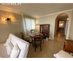 Acogedor y práctico apartamento en Playa de aro.