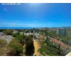 Acogedor y práctico apartamento en Playa de aro.