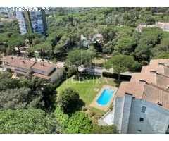 Acogedor y práctico apartamento en Playa de aro.