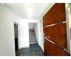 Chalet de Obra nueva moderna y vanguardista en Residencial Begur.