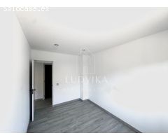 Chalet de Obra nueva moderna y vanguardista en Residencial Begur.