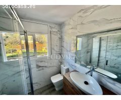 Chalet de Obra nueva moderna y vanguardista en Residencial Begur.