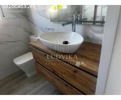 Chalet de Obra nueva moderna y vanguardista en Residencial Begur.