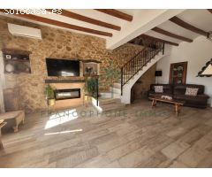 Preciosa Finca Rustica reformada en Oliva, España