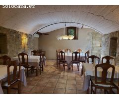 FANTASTICO RESTAURANTE-MASIA EN TRASPASO CON JARDIN