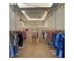 FANTASTICO LOCAL EN CARRER AL CENTRE DE SITGES