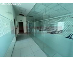 Nave industrial-corporativa en ubicación estratégica L´Hospitalet