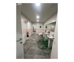Nave industrial-corporativa en ubicación estratégica L´Hospitalet