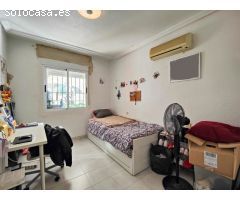 Casa con piscina privada orientada al sur