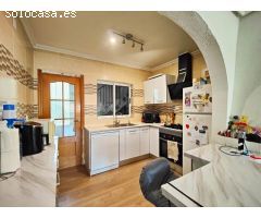 Casa con piscina privada orientada al sur