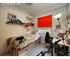 Casa con piscina privada orientada al sur