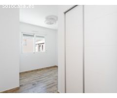 LOCAL EN TRASPASO- CARRER ROCAFORT