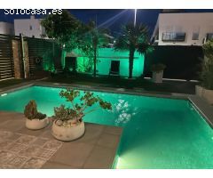 LOCAL EN TRASPASO- CARRER ROCAFORT