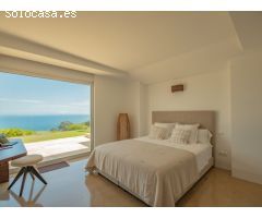 Una obra maestra de arquitectura & naturaleza, con las mejores vistas a la Costa