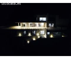Villa moderna magnífica, totalmente equipada, con vistas excepcionales desde