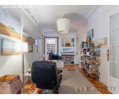 Elegante Piso en Pleno Barrio de Salamanca con Plaza de Garaje