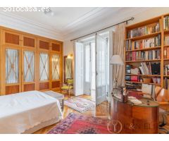 Elegante Piso en Pleno Barrio de Salamanca con Plaza de Garaje