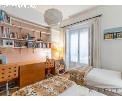 Elegante Piso en Pleno Barrio de Salamanca con Plaza de Garaje