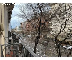 Precioso Piso Recién Reformado con Tres Balcones en Barrio de Salamanca