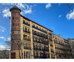 Precioso Piso Recién Reformado con Tres Balcones en Barrio de Salamanca