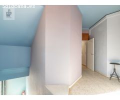 ¡Oportunidad única en Esplugues de Llobregat - Local comercial de 193 m² en zona