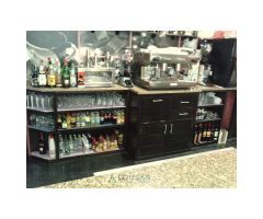 Se vende bar-restaurante completamente equipado junto a la Muralla de Lugo