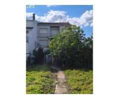 Casa en venta con dos viviendas independientes, terrazas y terreno con