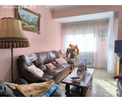 Casa en venta con dos viviendas independientes, terrazas y terreno con