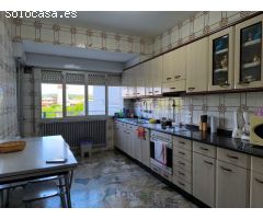 Casa en venta con dos viviendas independientes, terrazas y terreno con